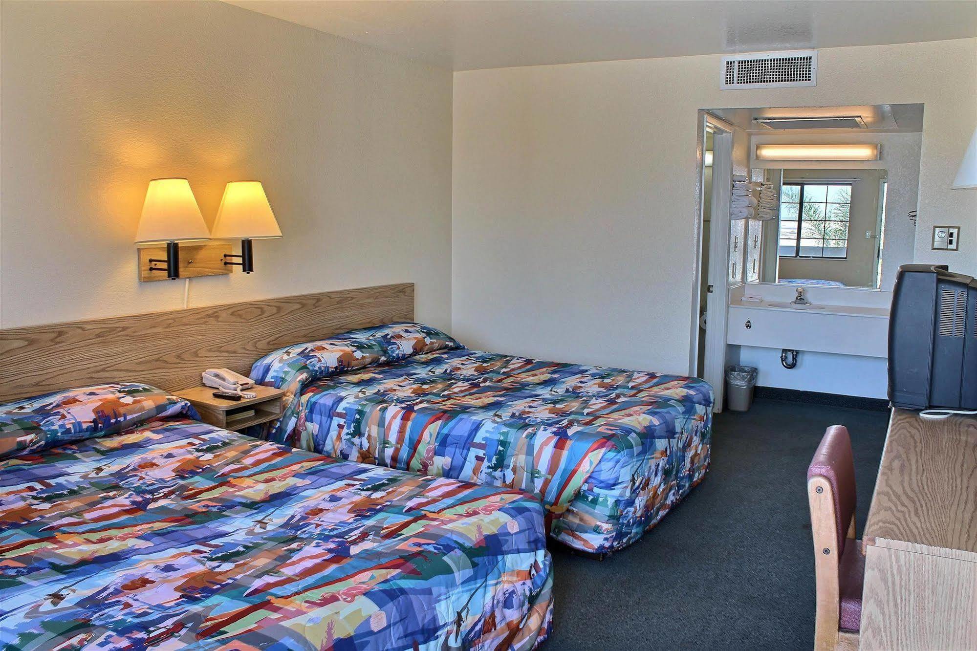 Vagabond Inn Buttonwillow North I-5 Kültér fotó